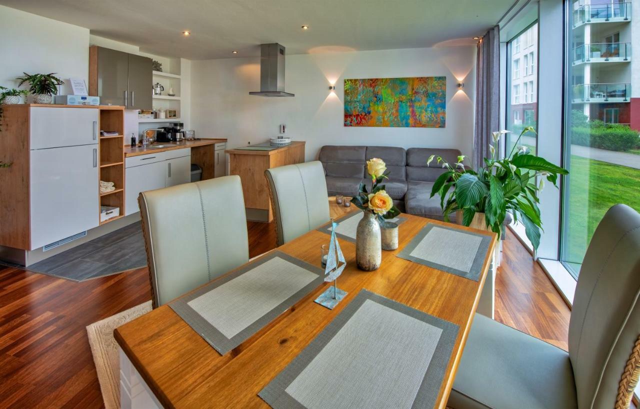"Myharbourfront", Luxurioeses Wohnen An Der Hafenmole Apartman Rostock Kültér fotó