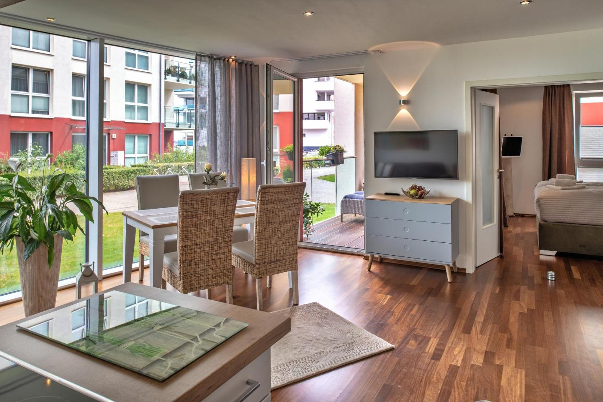 "Myharbourfront", Luxurioeses Wohnen An Der Hafenmole Apartman Rostock Kültér fotó